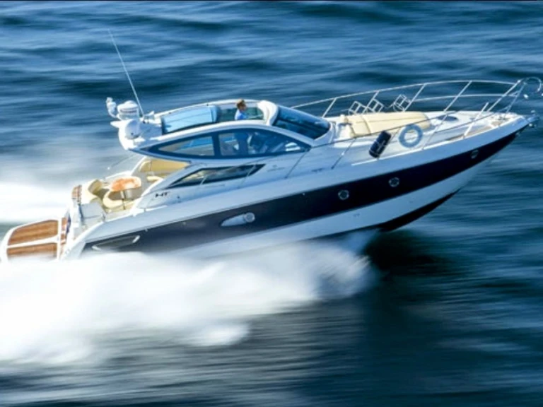 Cranchi Mediterranee 43 mieten Herceg Novi