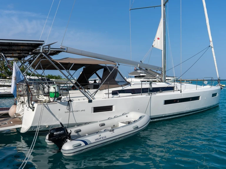 YachtCharter in Malé - Jeanneau Sun Odyssey 490 auf SamBoat