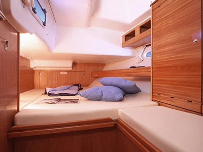 Ein Bavaria Cruiser 46 mieten in Punat