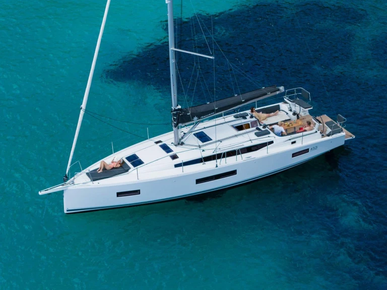 Ein Jeanneau Sun Odyssey 455 mieten in Road Town