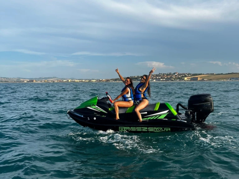 YachtCharter in Fasano - Breeze 10.8 auf SamBoat