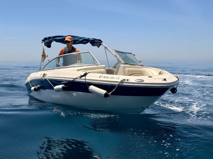 Motorboot mieten in Marbella - Sea Ray Sea Ray 200 Select