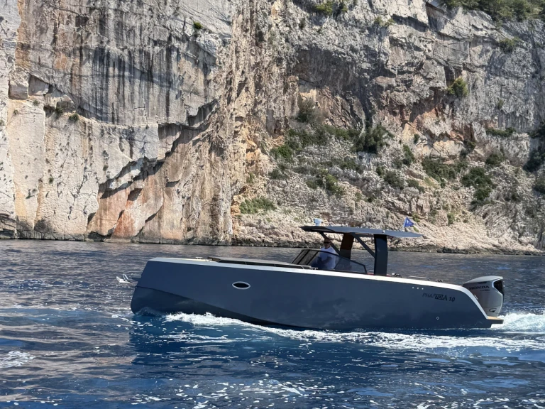Bootsverleih Phantom yachts Phantom 10.0 TT Split Samboat