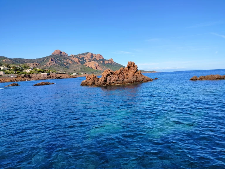 YachtCharter in Mandelieu-la-Napoule - Quicksilver Quicksilver 605 Sundeck auf SamBoat