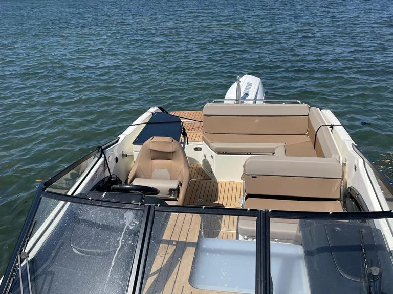 Motorboot mit oder ohne Skipper Quicksilver mieten in Hyères