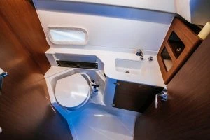 Vermietung Motorboot Antares mit Führerschein