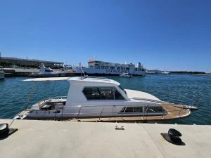Motorboot mit oder ohne Skipper Castelo mieten in Zadar