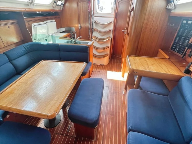 Segelboot mieten in Nizza - Jeanneau Sun Odyssey 43