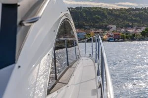 Vermietung Motorboot Sunseeker mit Führerschein