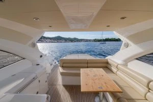 Ein Sunseeker Portofino 48 mieten in Zadar