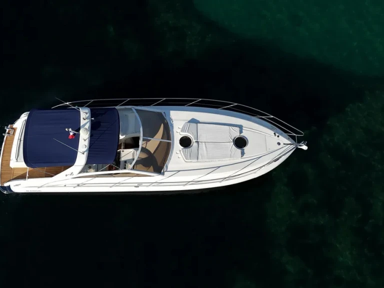 Vermietung Motorboot Princess mit Führerschein