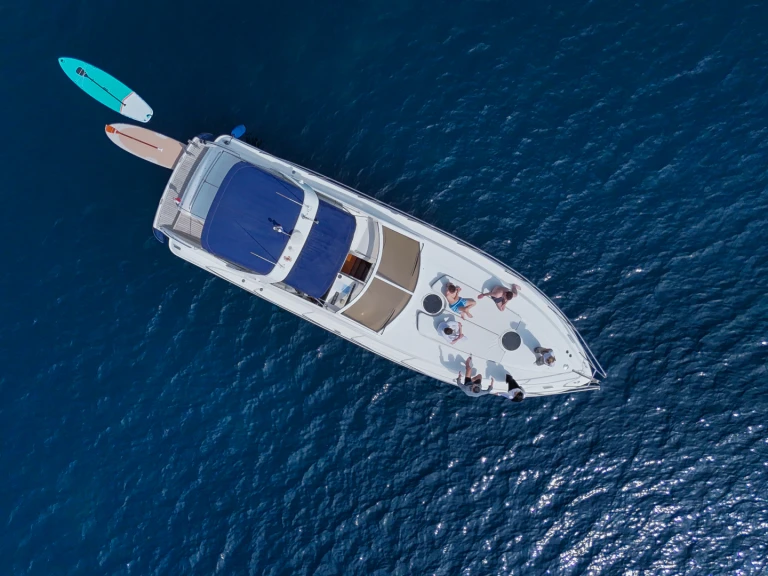 Ein Princess Princess V42 mieten in Beaulieu-sur-Mer