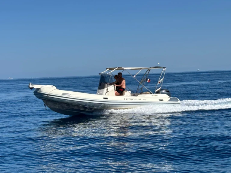 Bootsverleih Capelli Tempest 700 Sun Golfe-Juan Samboat