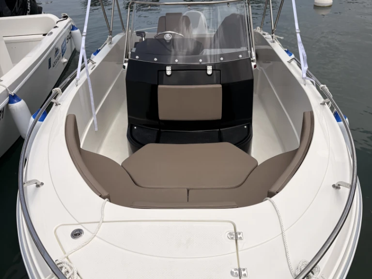 Ein Pacific Craft Pacific Craft 545 Open mieten in Pointe-à-Pitre