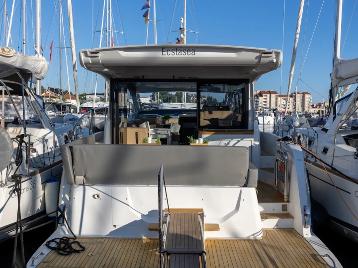 Boot mieten Biograd na Moru günstig Sealine C390