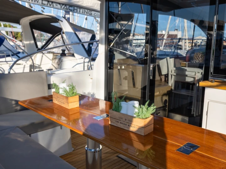 Vermietung Yacht Sealine mit Führerschein