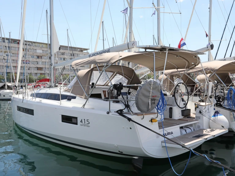YachtCharter in Pula - Jeanneau Sun Odyssey 415 auf SamBoat