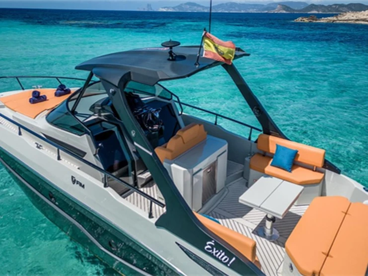 Vermietung Motorboot FIM mit Führerschein