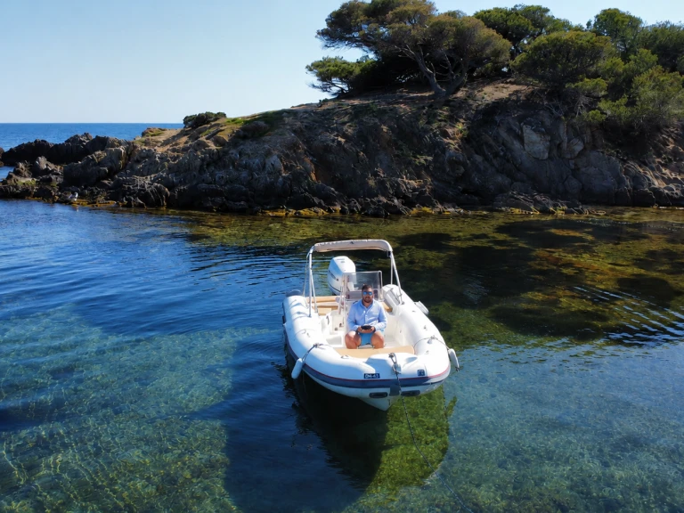 Schlauchboot mit oder ohne Skipper Bwa mieten in Six-Fours-les-Plages