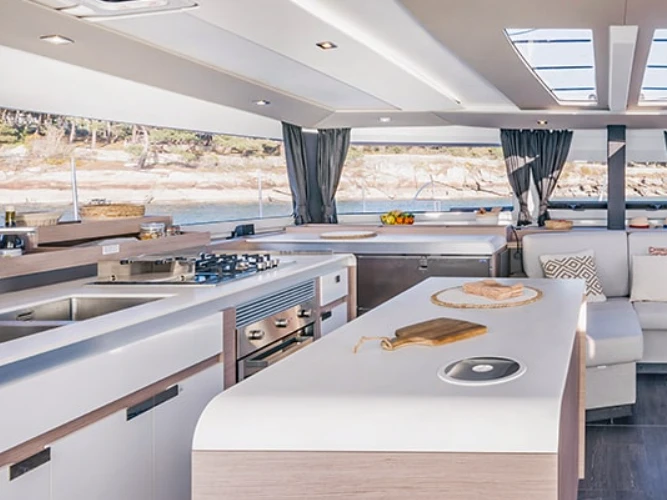 Katamaran mieten in Ibiza Town - Fountaine Pajot Aura 51
