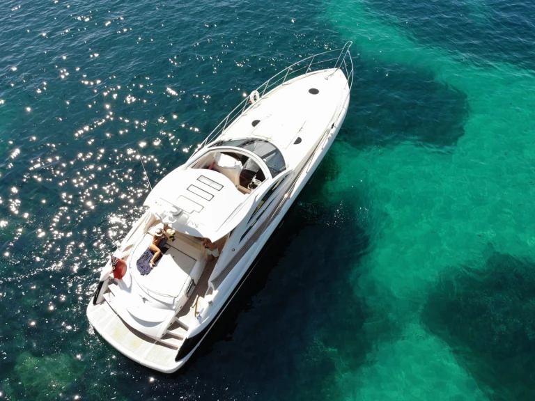 Ein Sunseeker Portofino 53 mieten in Capri