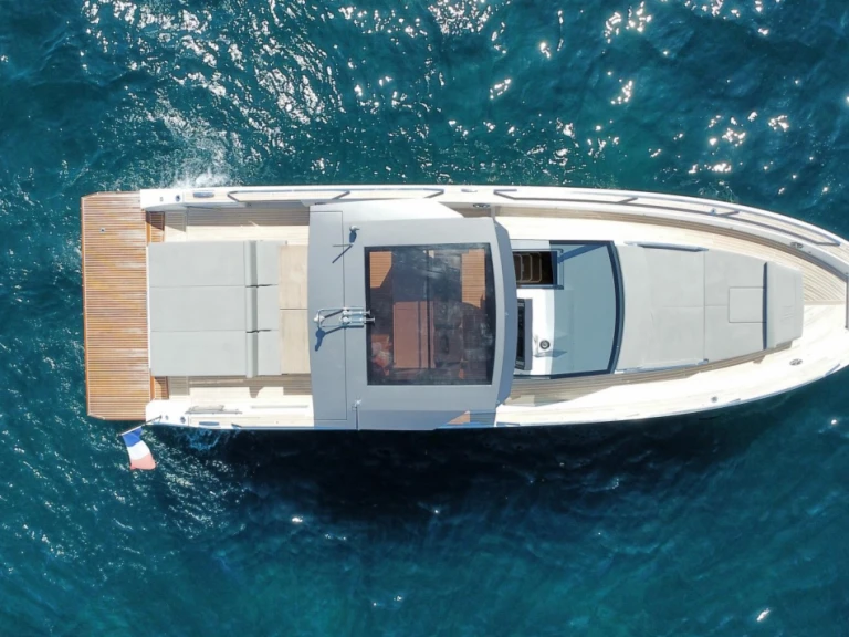 Motorboot mit oder ohne Skipper Fiart mieten in Golfe-Juan