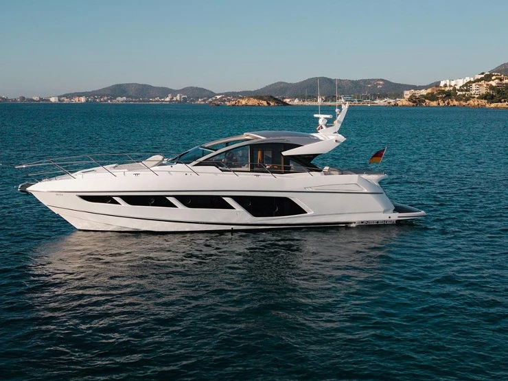 Boot mieten Antibes günstig Predator 57