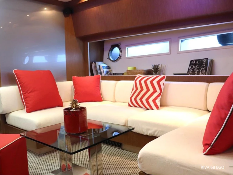 Yacht mieten in Saint-Laurent-du-Var - Riva Riva 68'