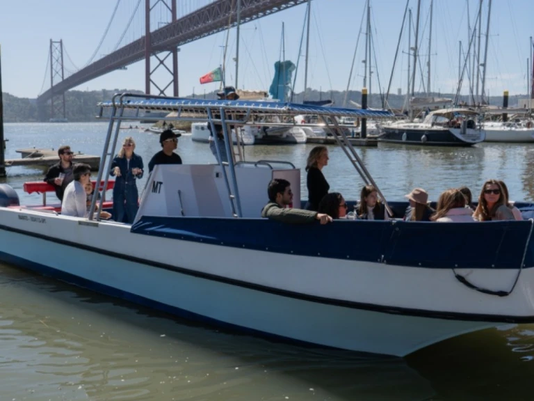 Motorboot mieten in Lissabon zum besten Preis