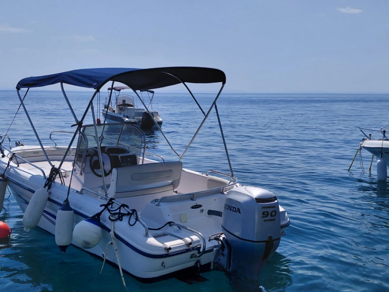 Motorboot mit oder ohne Skipper Ranieri mieten in Opatija