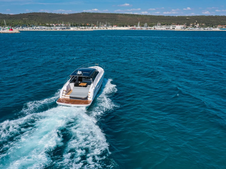 Motorboot mit oder ohne Skipper Focus mieten in Saint-Tropez