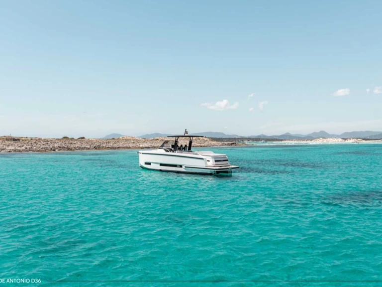 Motorboot mieten in Ibiza Town - De Antonio d36
