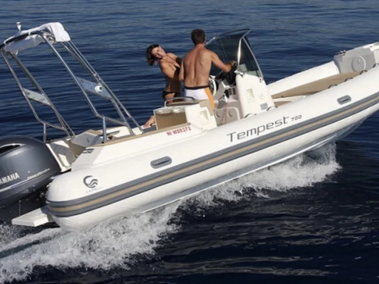 YachtCharter in Six-Fours-les-Plages - Capelli Capelli 700 auf SamBoat