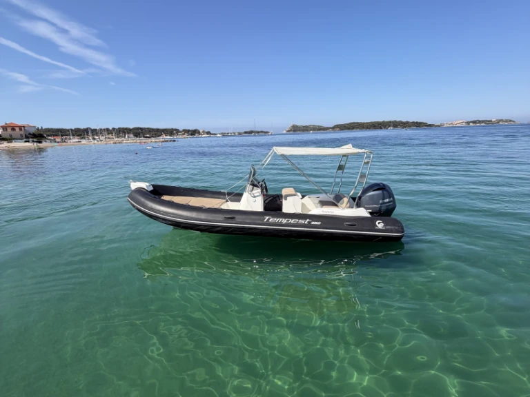 Schlauchboot mit oder ohne Skipper Capelli mieten in Six-Fours-les-Plages