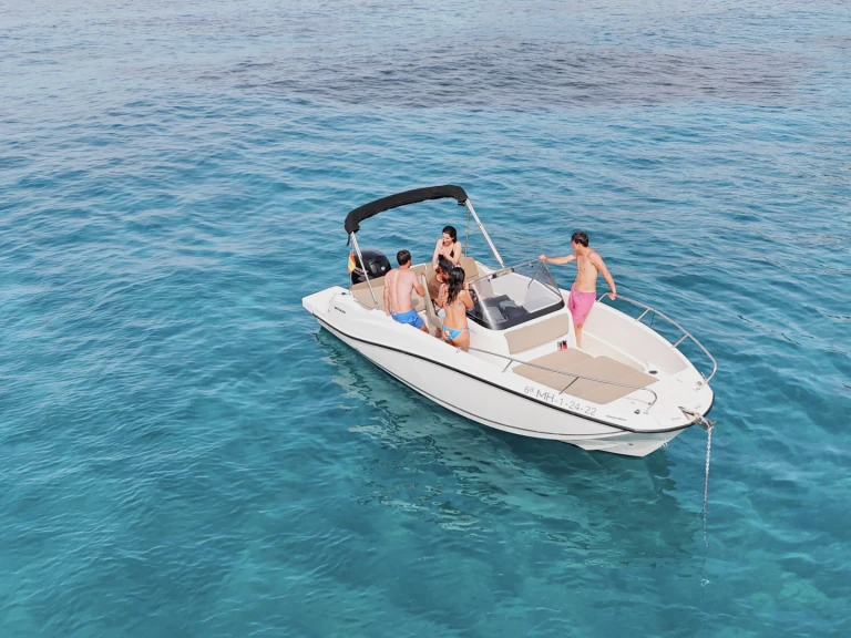 Boot mieten Mahón günstig Activ 675 Open