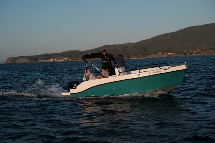 YachtCharter in Roses - BravaBoats BF 470 auf SamBoat