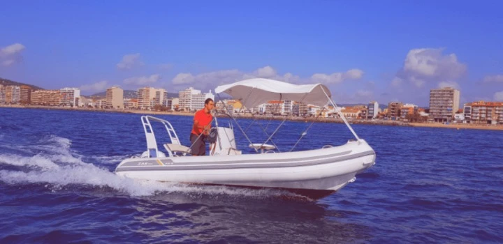 Vermietung Schlauchboot Zar mit Führerschein