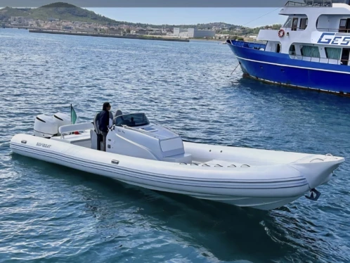 Boot mieten Miseno günstig One way 100