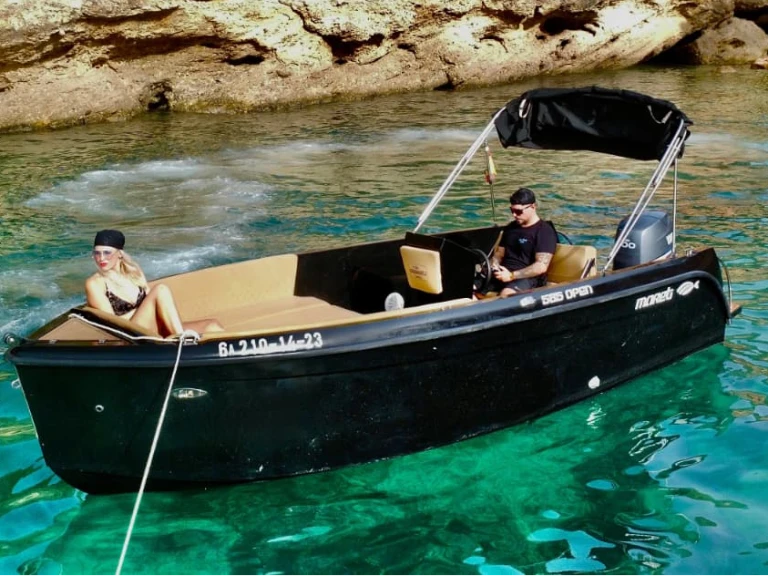 Motorboot mit oder ohne Skipper Mareti mieten in Sant Antoni de Portmany