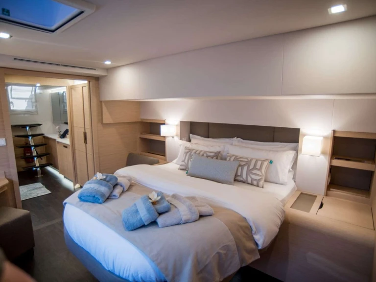 Katamaran mit oder ohne Skipper Fountaine Pajot mieten in Piräus