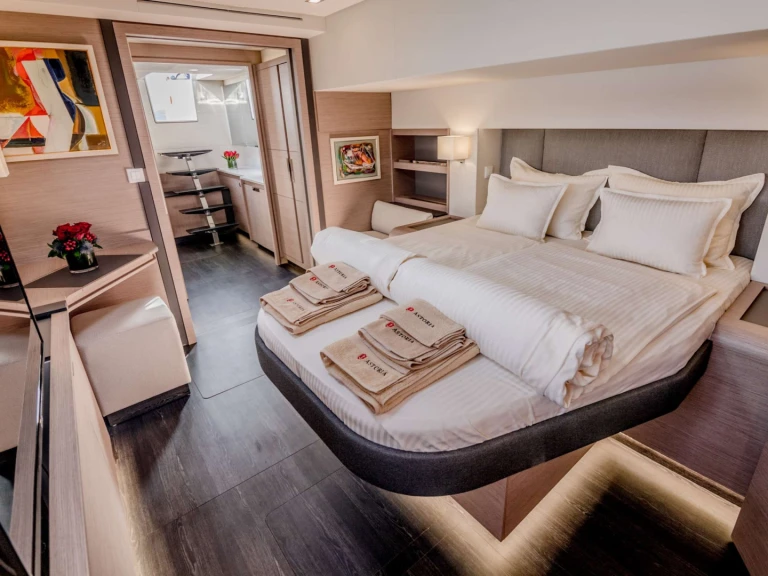 YachtCharter in Piräus - Fountaine Pajot Fountaine Pajot Samana 59 (5 cab) auf SamBoat