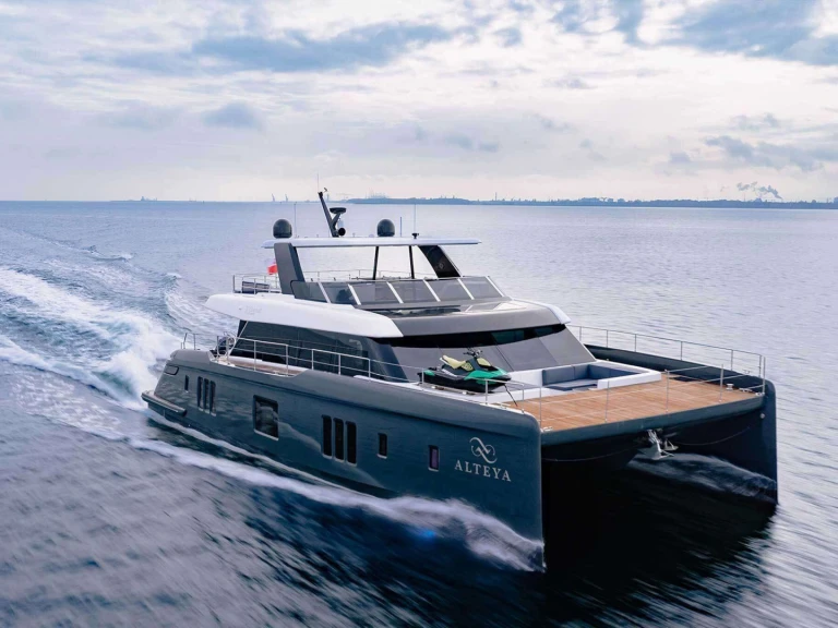 Sunreef Sunreef 70 Power mieten Álimos