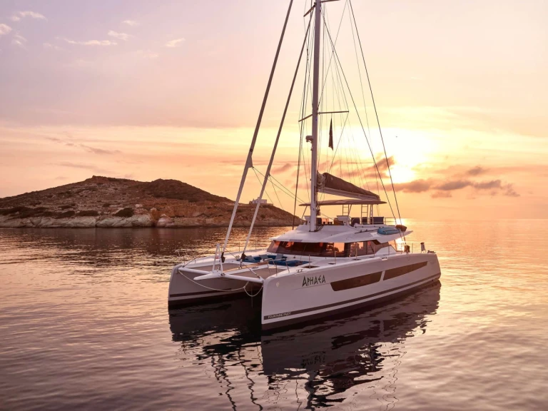 Ein Fountaine Pajot Fountaine Pajot Alegria 67 (5 cab) mieten in Néa Péramos