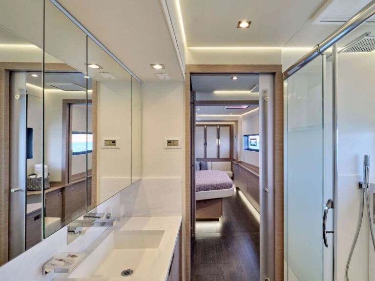 Yacht mieten in Álimos - Fountaine Pajot Fountaine Pajot Power Alegria 67 (5 cab)