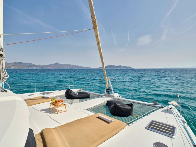 Katamaran mieten in Néa Péramos - Fountaine Pajot Fountaine Pajot Sanya 57 (5 cab)