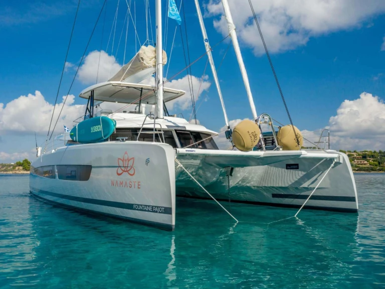 Ein Fountaine Pajot Fountaine Pajot Samana 59 (4 cab) mieten in Piräus