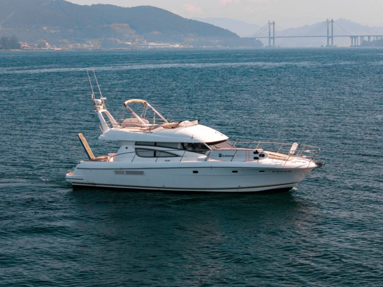 Jeanneau Prestige 460 Fly mieten Vigo