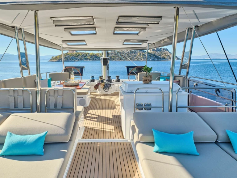 YachtCharter in Baie de Marigot - Fountaine Pajot Fountaine Pajot Alegria 67 (5 cab) auf SamBoat