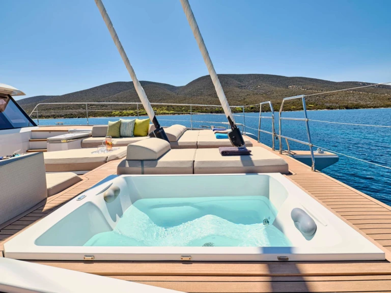 Boot mieten Piräus günstig Fountaine Pajot Thira 80