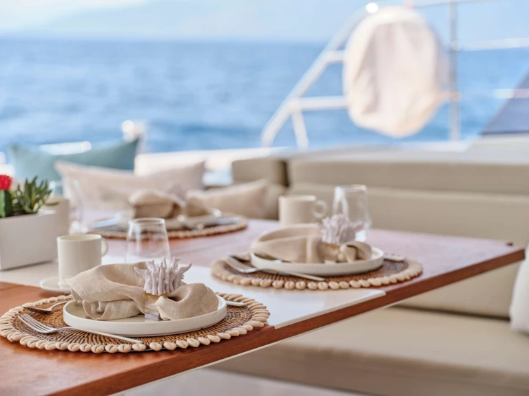 Boot mieten Palaio Faliro günstig Fountaine Pajot Power Alegria 67 (4 cab)